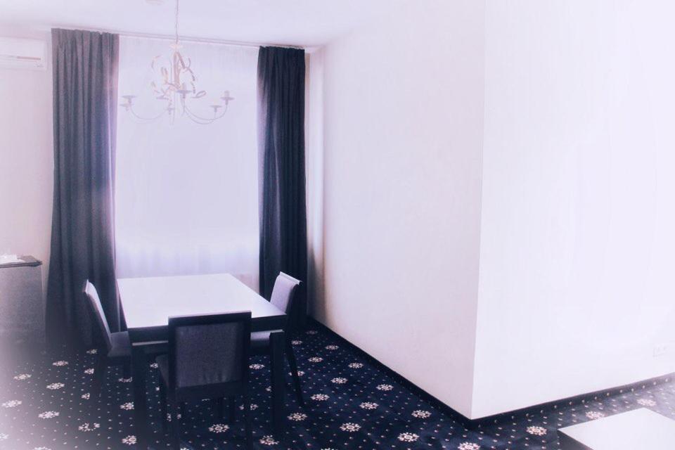 Hotel Felicia Riga Exterior photo